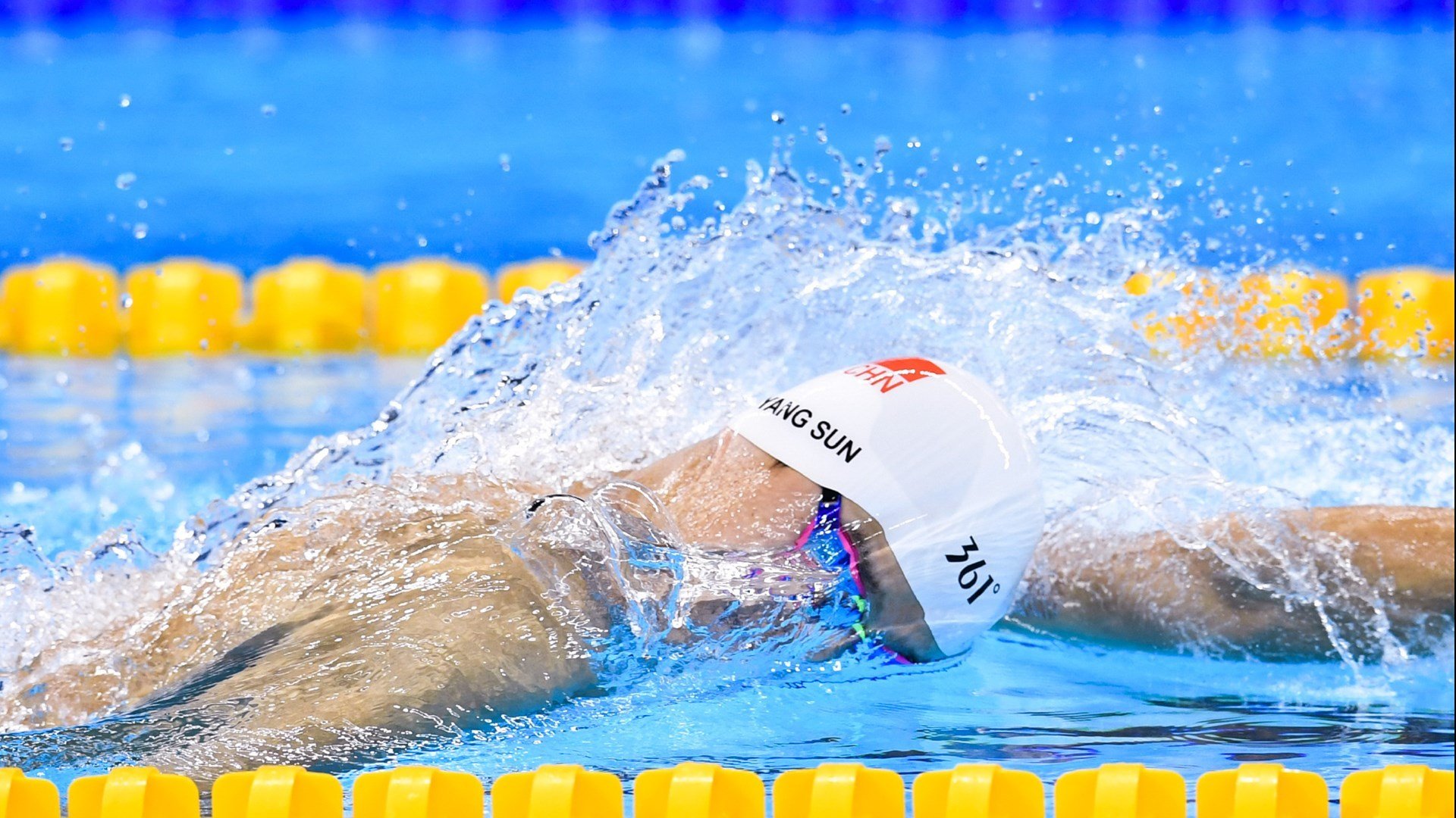 国家队高海拔训练计划正式实施提升比赛耐力储备，高海拔主场