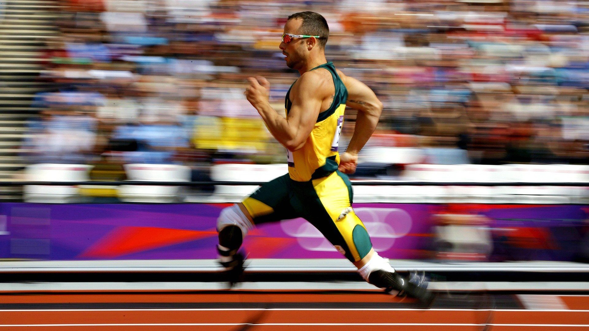 澳大利亚橄榄球重启竞争新战略，澳大利亚的橄榄球用英文怎么说