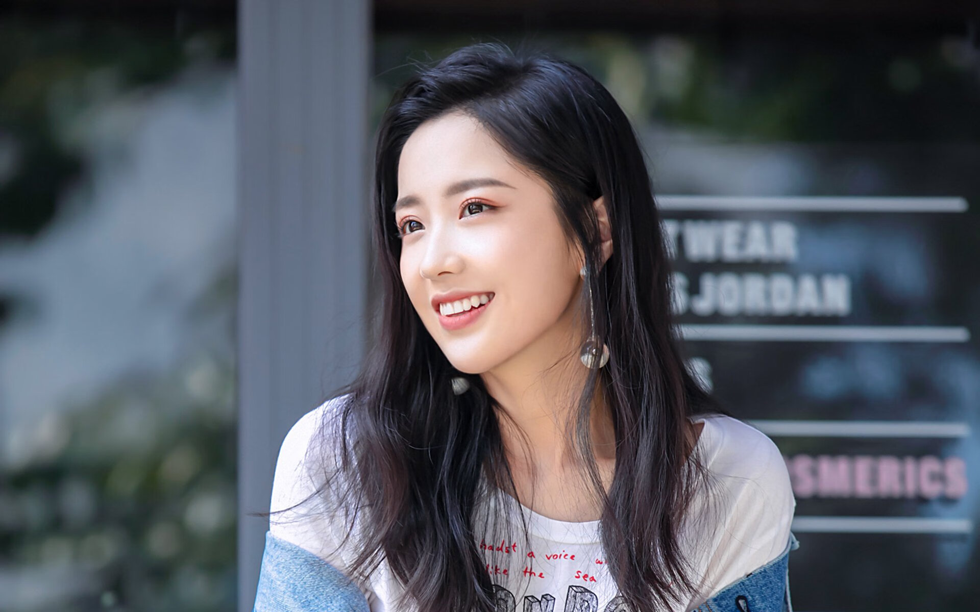 爱游戏体育app网页版下载-_森林冒险跑：运动与自然的完美融合_，森林 跑步